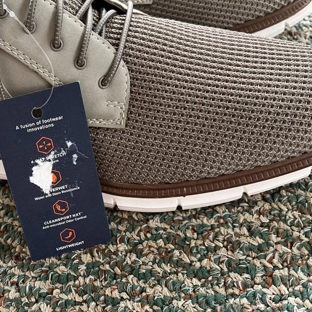 NWT Men's Dockers Calhoun Lace-up shoe, size 7.5 (or 9.5!)